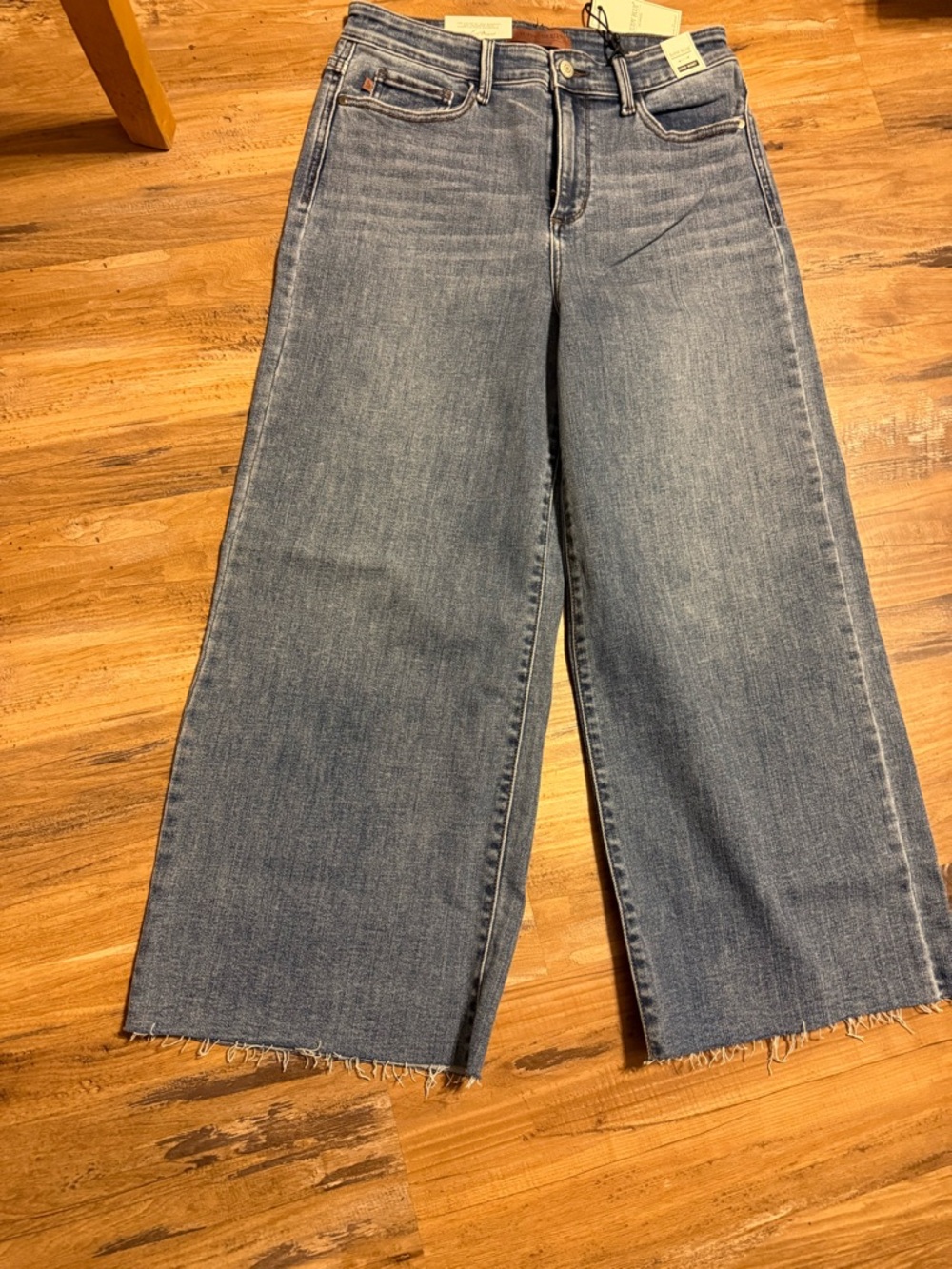Judy Blue Wide-Leg Jeans in Light Wash Blue